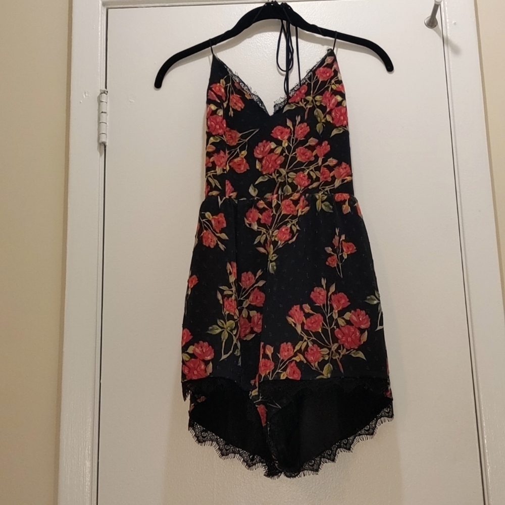 NBD Romper - Picture 3 of 9